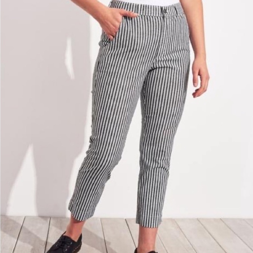 Hollister Striped Ultra High Rise Taper Pants